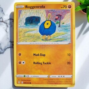 Pokémon Card Evolving Skies-Roggenrola 86/203 Mud Slap Rolling Tackle